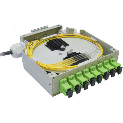 8 Fibers Sc / Apc Fiber Optic Din Rail Terminal صندوق رمادي صلب مدرفل على البارد
