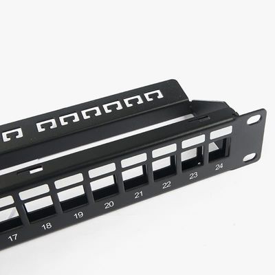 لوحة تصحيح الشبكة RJ45 24 منفذ 1U كيستون C5 / C5E C6 مع ​​شريط مانجمينت