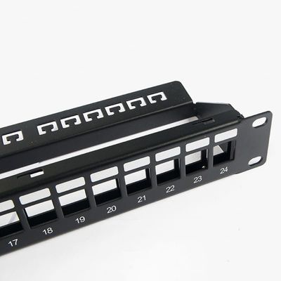 لوحة تصحيح الشبكة الفارغة Unمحمي RJ45 24 ميناء 1U Patch لوحة