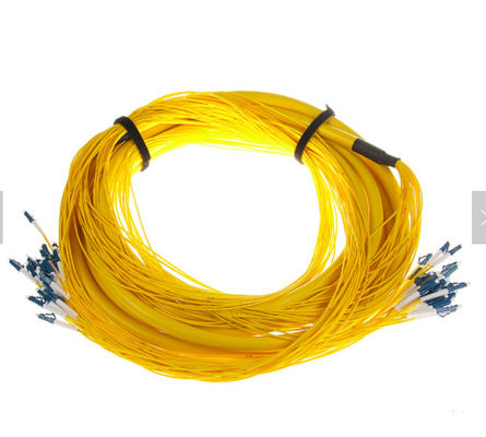 SM 9/125 G652D (OS2) LSZH 12 ألياف LC/UPC-LC/UPC كابلات الاختراق بالألياف البصرية 1M