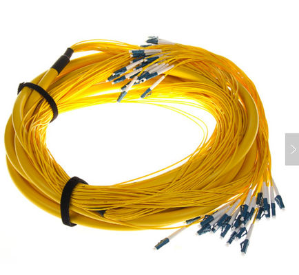 SM 9/125 G652D (OS2) LSZH 12 ألياف LC/UPC-LC/UPC كابلات الاختراق بالألياف البصرية 1M